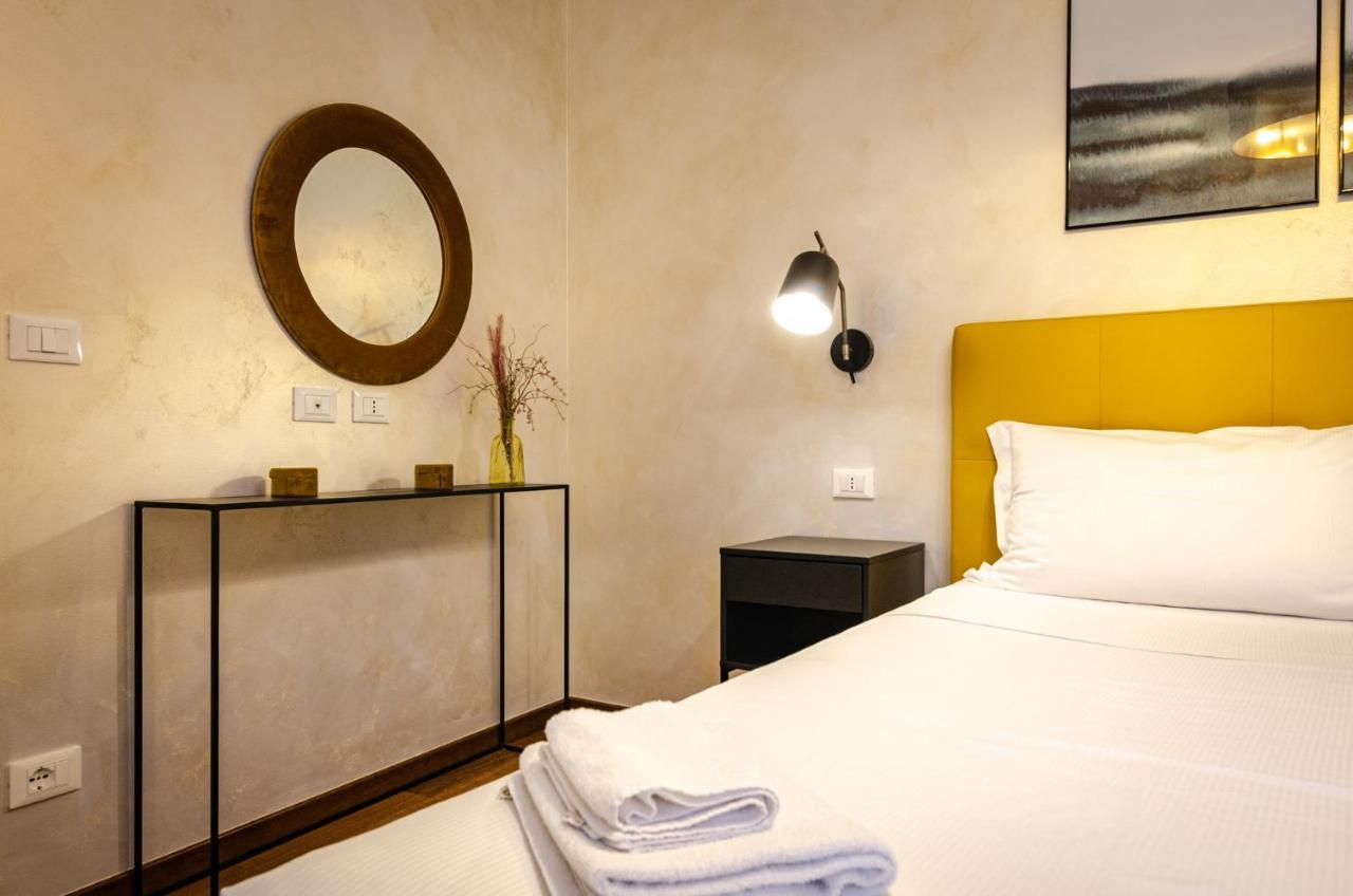 Goito Luxury Apartment, In The Historical Center 博洛尼亚 外观 照片