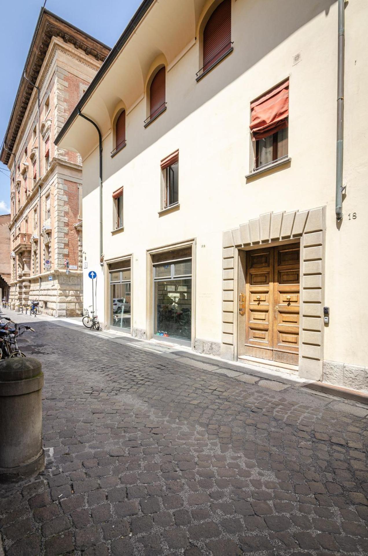 Goito Luxury Apartment, In The Historical Center 博洛尼亚 外观 照片